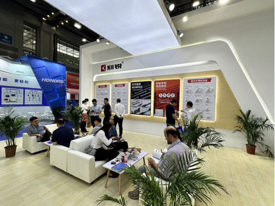 展會(huì)進(jìn)行時(shí)-現(xiàn)場(chǎng)直擊-2023安博會(huì)第二天,刻銳繼續(xù)精彩 展會(huì)進(jìn)行時(shí)-現(xiàn)場(chǎng)直擊-2023安博會(huì)第二天,刻銳繼續(xù)精彩